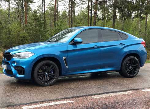 Laguna blå BMW X6 M stulen i Arvika